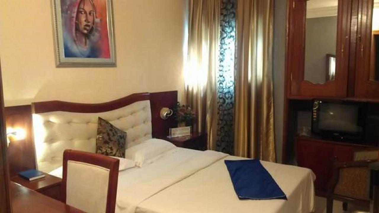 Sun Beach Hotel كوتونو المظهر الخارجي الصورة