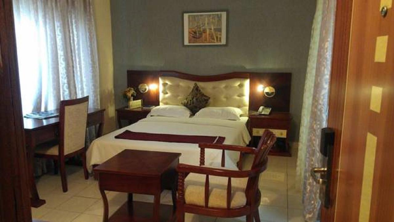 Sun Beach Hotel كوتونو المظهر الخارجي الصورة
