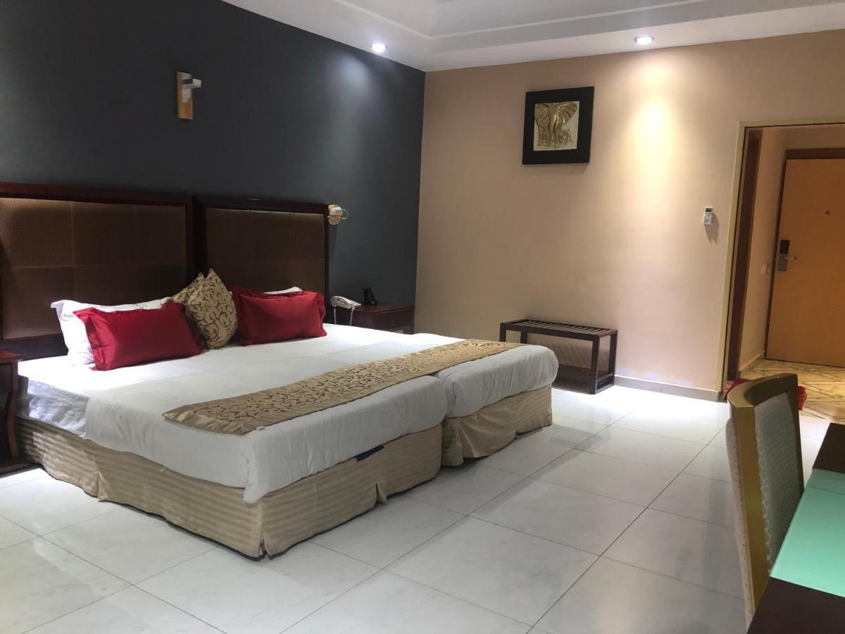 Sun Beach Hotel كوتونو المظهر الخارجي الصورة