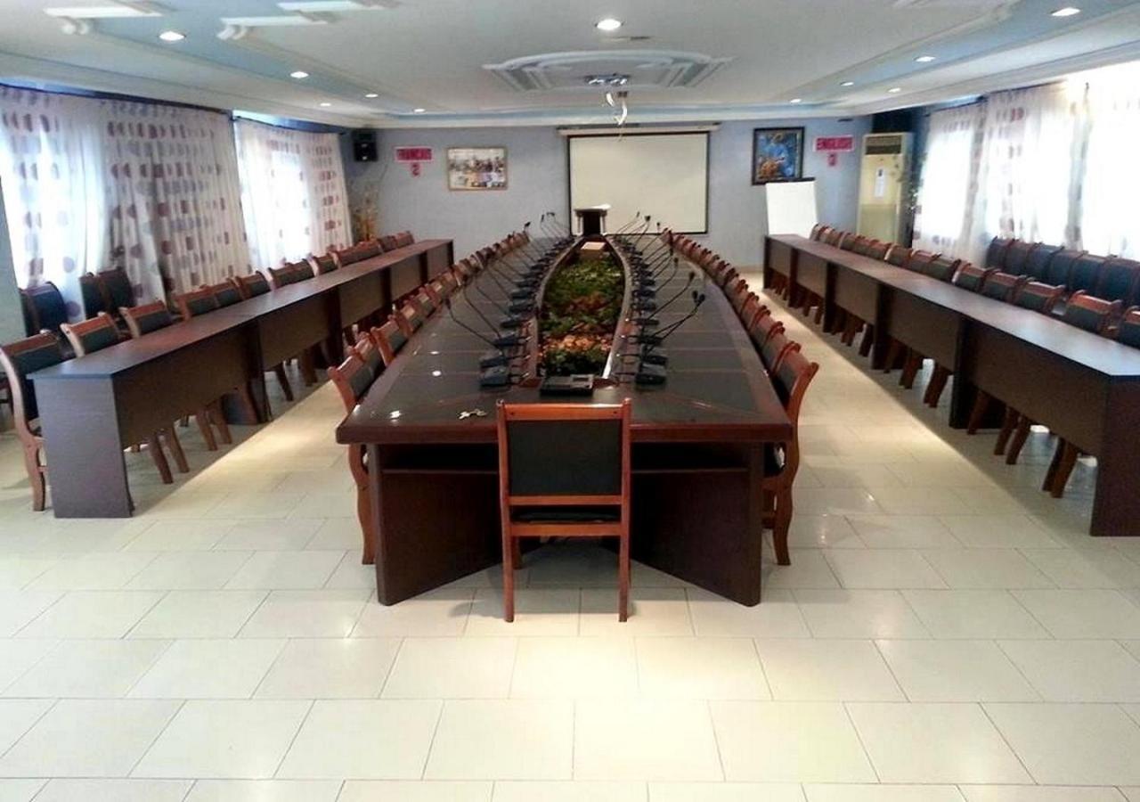 Sun Beach Hotel كوتونو المظهر الخارجي الصورة